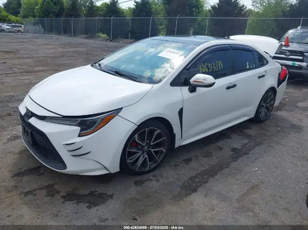 5YFEPMAE8MP171500 2021 TOYOTA COROLLA - Image 2
