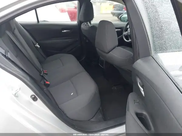 5YFEPMAE8MP171786 2021 TOYOTA COROLLA - Image 8