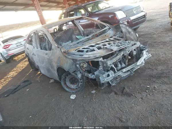5YFEPMAE8MP172579 2021 TOYOTA COROLLA - Image 1