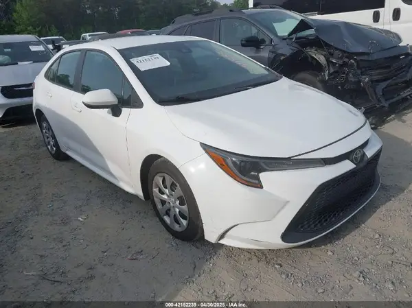 5YFEPMAE8MP184585 2021 TOYOTA COROLLA - Image 1