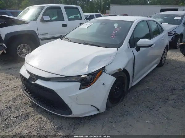 5YFEPMAE8MP184585 2021 TOYOTA COROLLA - Image 2