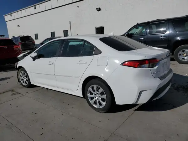 5YFEPMAE8MP184716 2021 TOYOTA COROLLA - Image 2