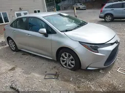 5YFEPMAE8MP186420 2021 TOYOTA COROLLA