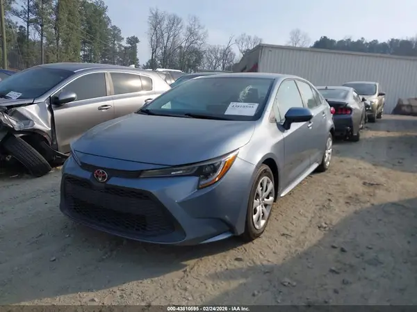 5YFEPMAE8MP200249 2021 TOYOTA COROLLA - Image 2
