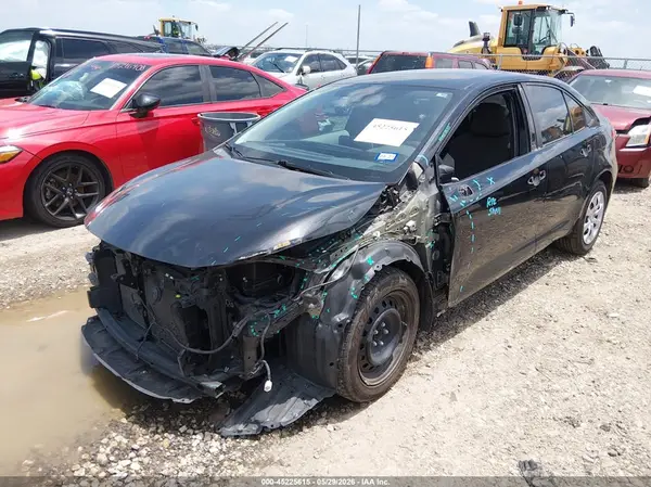 5YFEPMAE8MP202759 2021 TOYOTA COROLLA - Image 2