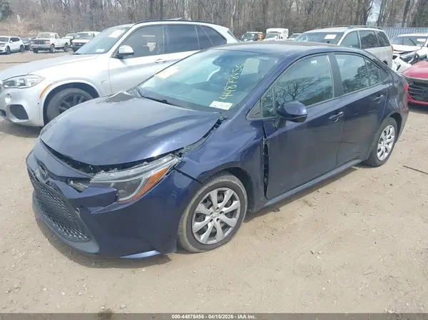 5YFEPMAE8MP204317 2021 TOYOTA COROLLA - Image 2
