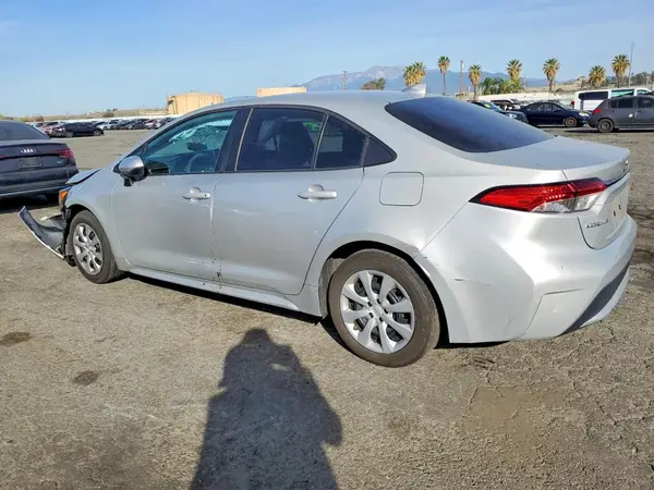 5YFEPMAE8MP207931 2021 TOYOTA COROLLA - Image 2