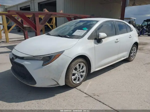 5YFEPMAE8MP209937 2021 TOYOTA COROLLA - Image 2