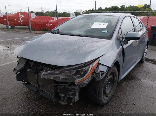 5YFEPMAE8MP215172 2021 TOYOTA COROLLA - Image 2