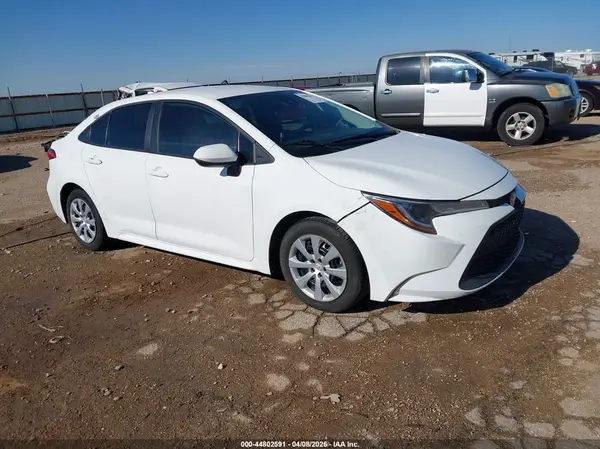5YFEPMAE8MP215401 2021 TOYOTA COROLLA - Image 1