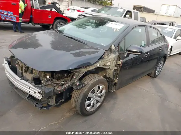 5YFEPMAE8MP218332 2021 TOYOTA COROLLA - Image 2