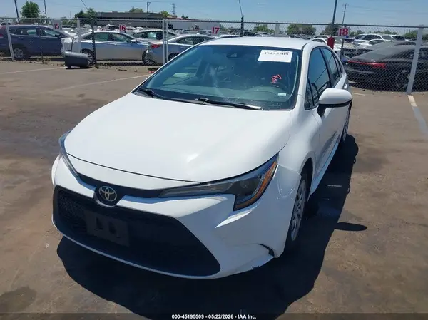 5YFEPMAE8MP222283 2021 TOYOTA COROLLA - Image 2