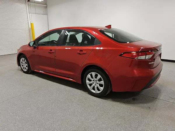 5YFEPMAE8MP223756 2021 TOYOTA COROLLA - Image 2