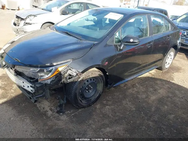 5YFEPMAE8MP227399 2021 TOYOTA COROLLA - Image 2