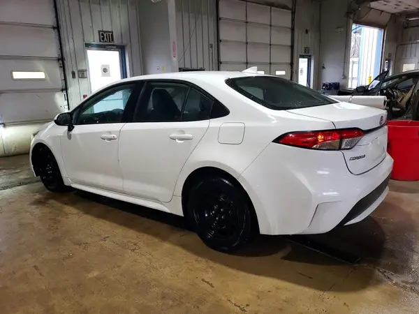 5YFEPMAE8MP227788 2021 TOYOTA COROLLA - Image 2