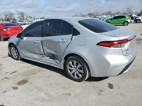 5YFEPMAE8MP231565 2021 TOYOTA COROLLA - Image 2
