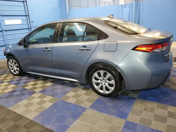5YFEPMAE8MP235132 2021 TOYOTA COROLLA - Image 2