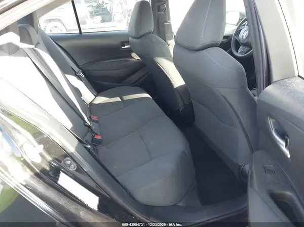 5YFEPMAE8MP241500 2021 TOYOTA COROLLA - Image 8