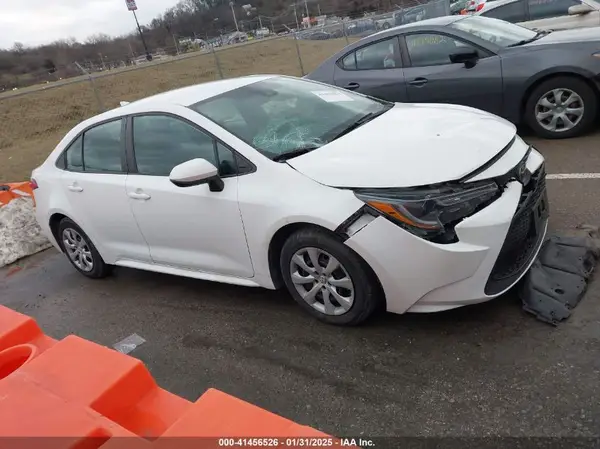 5YFEPMAE8MP242906 2021 TOYOTA COROLLA - Image 1