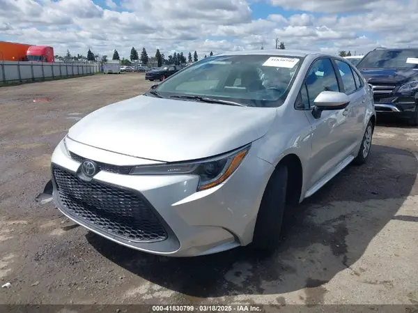 5YFEPMAE8MP245580 2021 TOYOTA COROLLA - Image 2