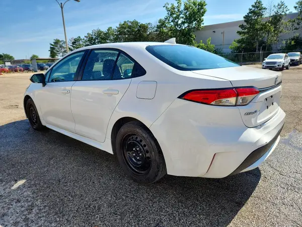 5YFEPMAE8MP249662 2021 TOYOTA COROLLA - Image 2