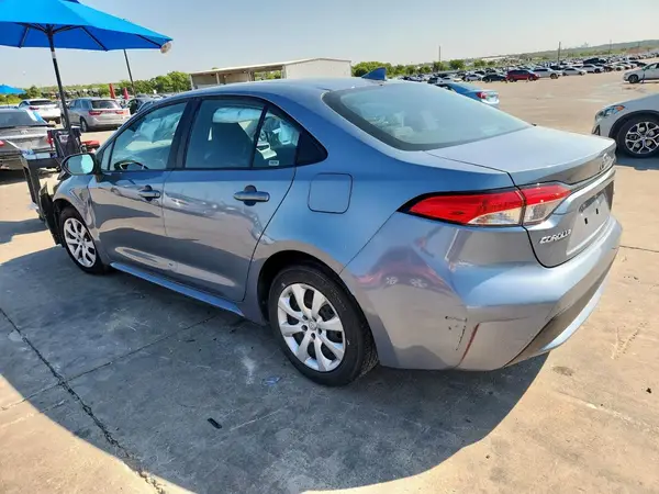 5YFEPMAE8MP250892 2021 TOYOTA COROLLA - Image 2