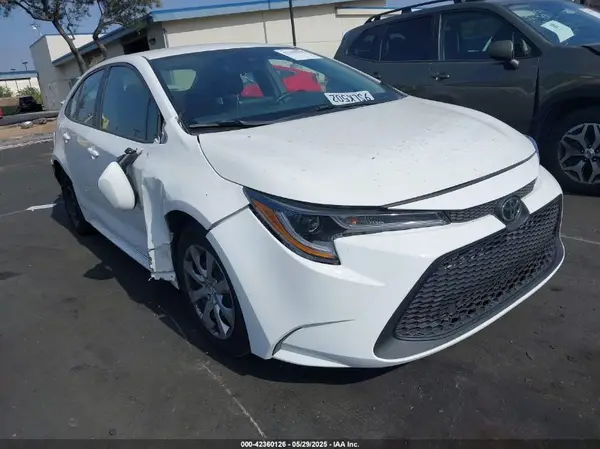 5YFEPMAE8MP257034 2021 TOYOTA COROLLA - Image 1