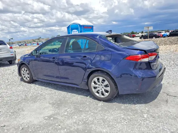 5YFEPMAE8MP258796 2021 TOYOTA COROLLA - Image 2