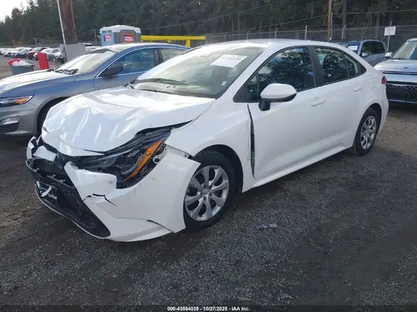 5YFEPMAE8MP259690 2021 TOYOTA COROLLA - Image 2