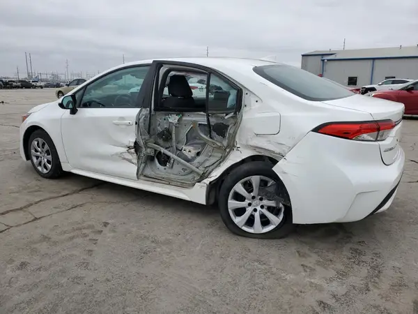 5YFEPMAE8MP261861 2021 TOYOTA COROLLA - Image 2