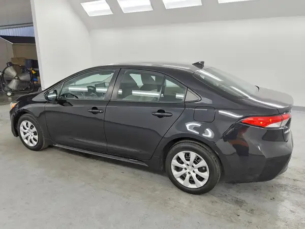 5YFEPMAE8MP263089 2021 TOYOTA COROLLA - Image 2