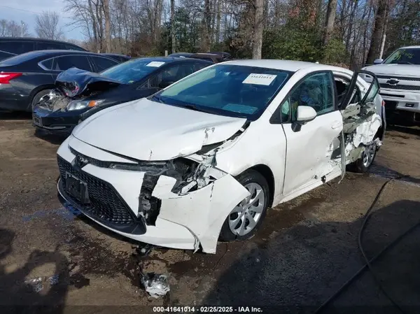 5YFEPMAE8MP266980 2021 TOYOTA COROLLA - Image 2