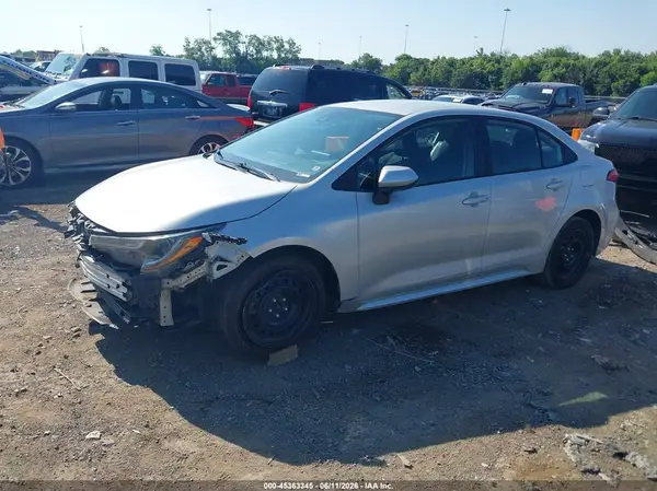 5YFEPMAE8NP278354 2022 TOYOTA COROLLA - Image 2