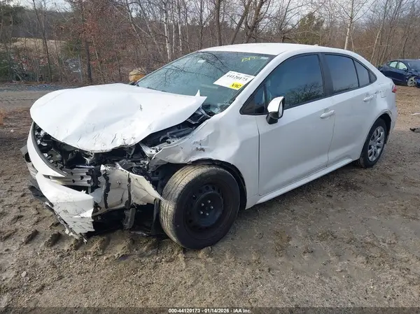 5YFEPMAE8NP289192 2022 TOYOTA COROLLA - Image 2