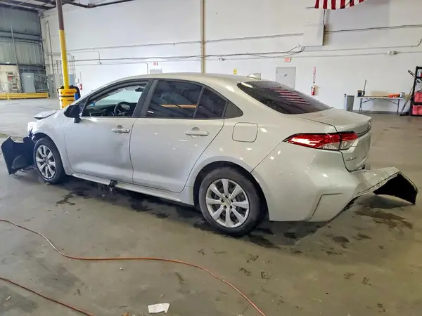 5YFEPMAE8NP291542 2022 TOYOTA COROLLA - Image 2