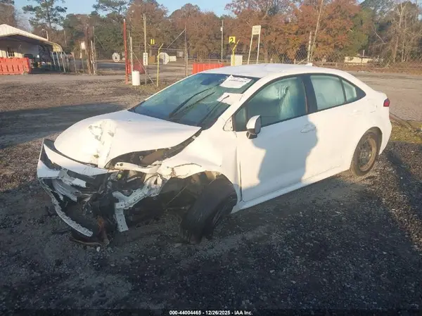 5YFEPMAE8NP294392 2022 TOYOTA COROLLA - Image 2