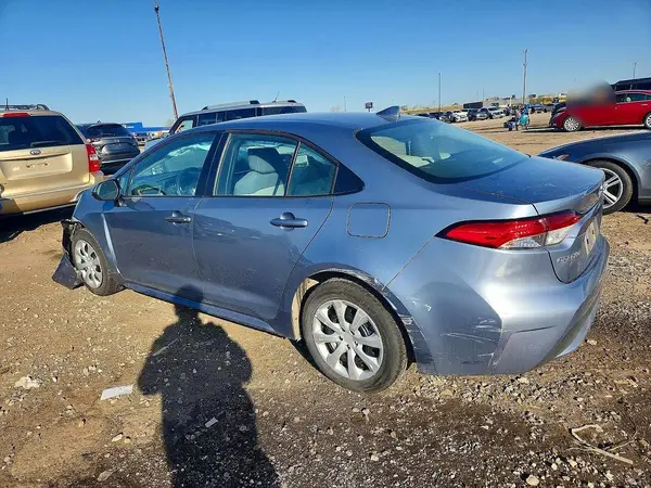 5YFEPMAE8NP294408 2022 TOYOTA COROLLA - Image 2