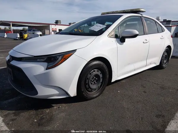 5YFEPMAE8NP295932 2022 TOYOTA COROLLA - Image 2