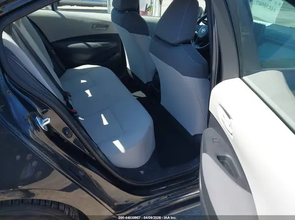 5YFEPMAE8NP301759 2022 TOYOTA COROLLA - Image 8