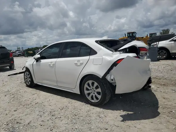 5YFEPMAE8NP313636 2022 TOYOTA COROLLA - Image 2
