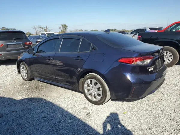 5YFEPMAE8NP318769 2022 TOYOTA COROLLA - Image 2