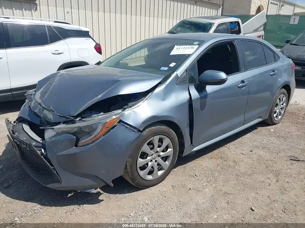 5YFEPMAE8NP320165 2022 TOYOTA COROLLA - Image 2