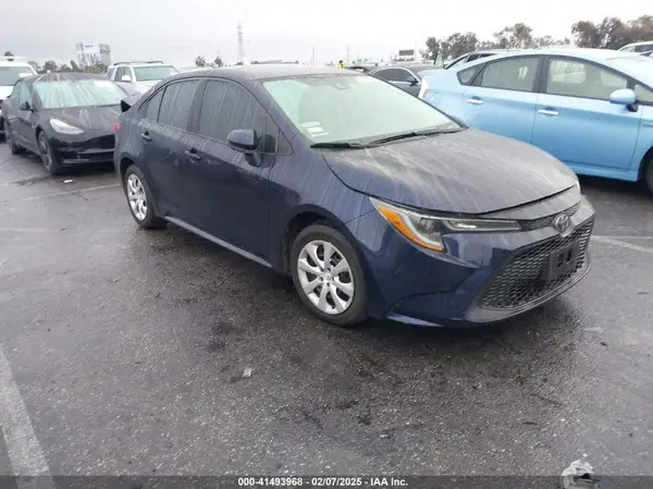 5YFEPMAE8NP324443 2022 TOYOTA COROLLA - Image 1