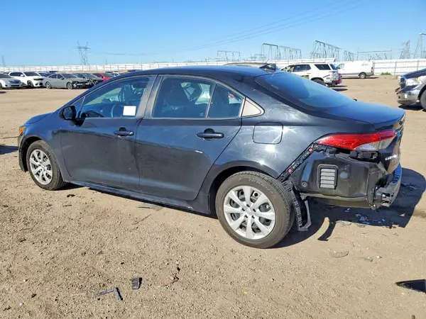 5YFEPMAE8NP325379 2022 TOYOTA COROLLA - Image 2