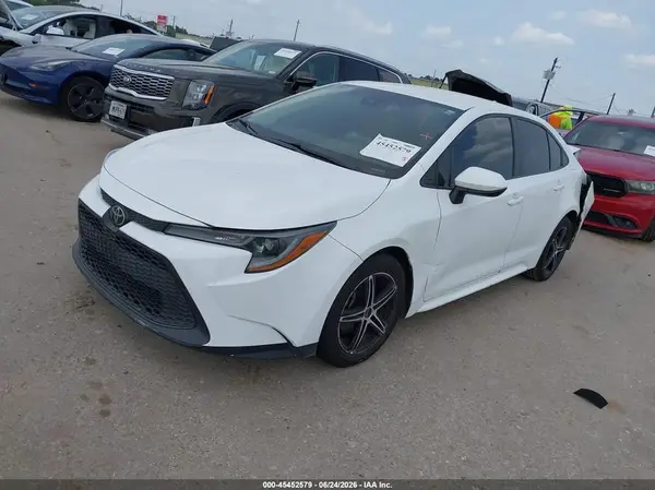 5YFEPMAE8NP326189 2022 TOYOTA COROLLA - Image 2