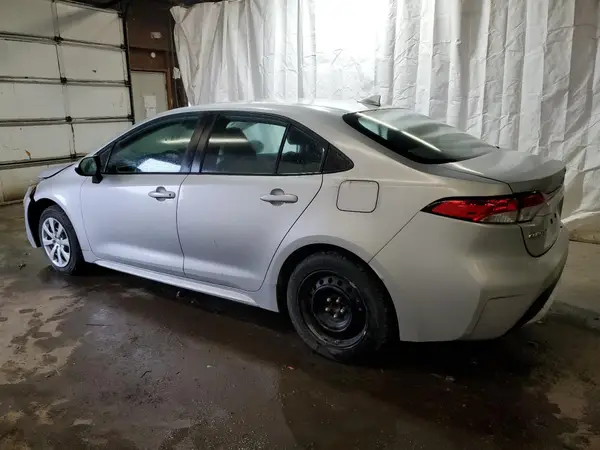 5YFEPMAE8NP329187 2022 TOYOTA COROLLA - Image 2