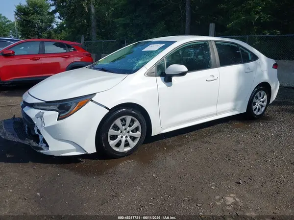 5YFEPMAE8NP331229 2022 TOYOTA COROLLA - Image 2