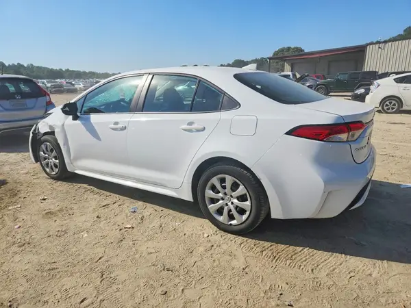 5YFEPMAE8NP331604 2022 TOYOTA COROLLA - Image 2