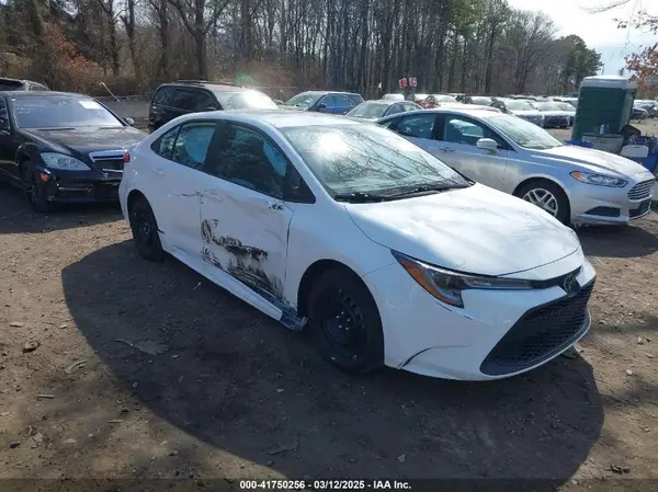 5YFEPMAE8NP338150 2022 TOYOTA COROLLA - Image 1