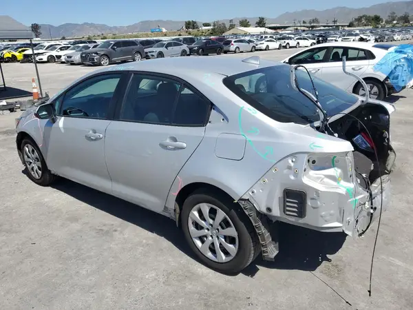 5YFEPMAE8NP341808 2022 TOYOTA COROLLA - Image 2